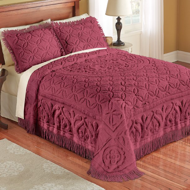 Elegant Victoria Plush Chenille Bedspread with Fringe Border and Ring