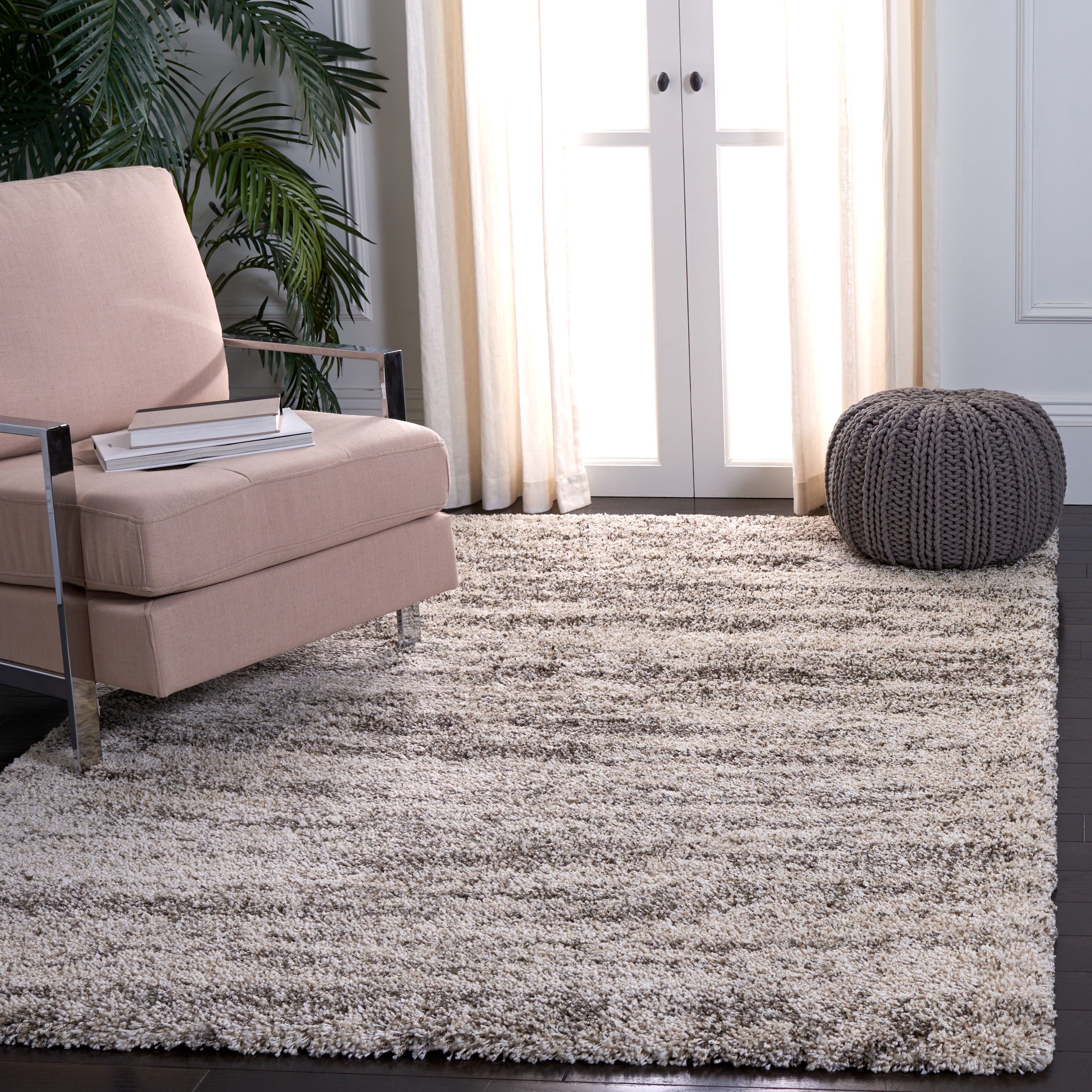 SAFAVIEH Florida Desmond Damask Shag Area Rug, Smoke/Beige, 5' x 5' Square
