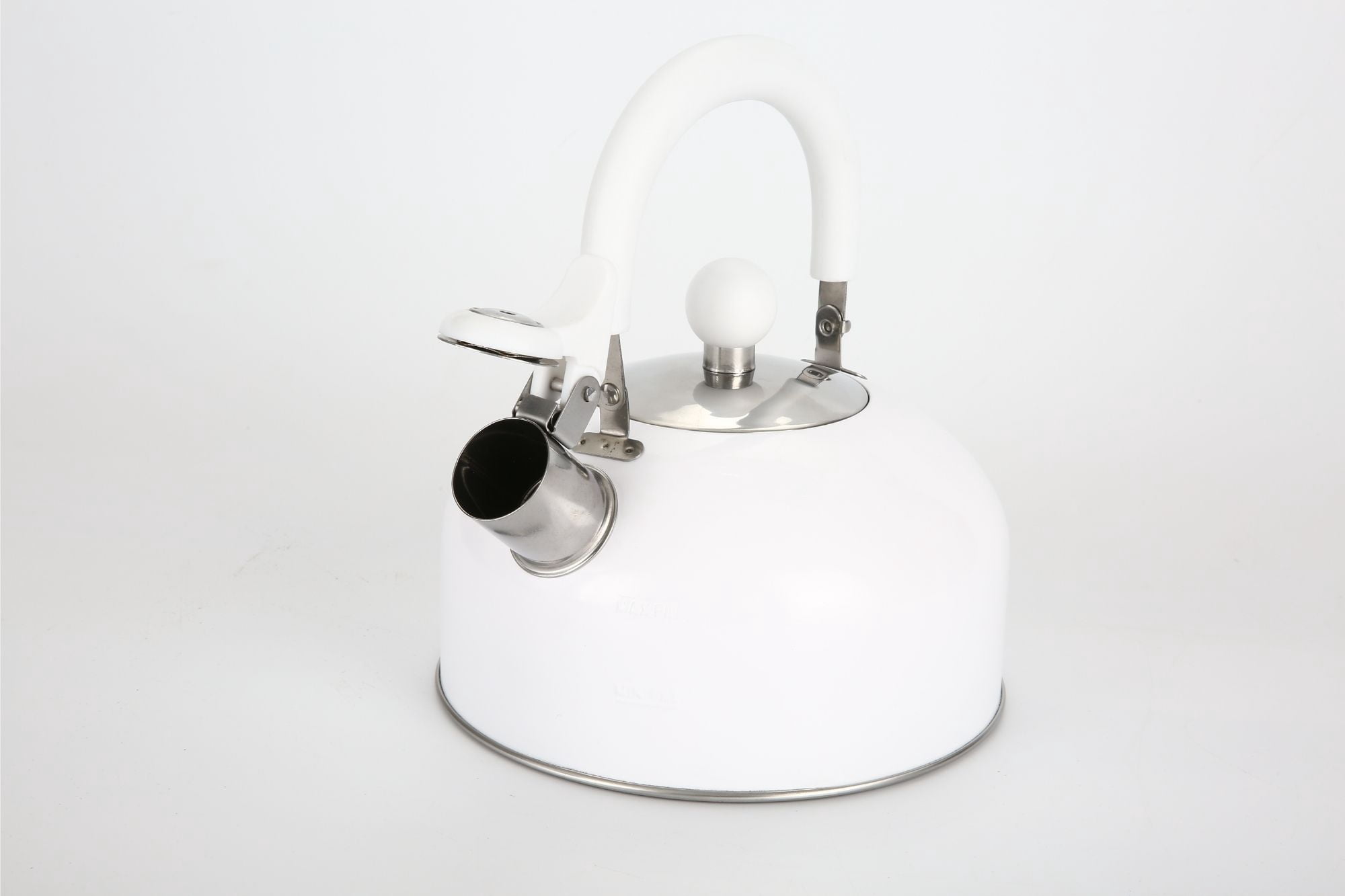 Mainstays 1.8-Liter Stainless Steel Whistling Tea Kettle, White