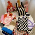 thumbnail image 3 of Bolso de mano de punto con bloques de colores en forma de corazón para niña, tejido de un solo hombro para mujer, funciones versátiles, personalizado, sexy y de moda., 3 of 6
