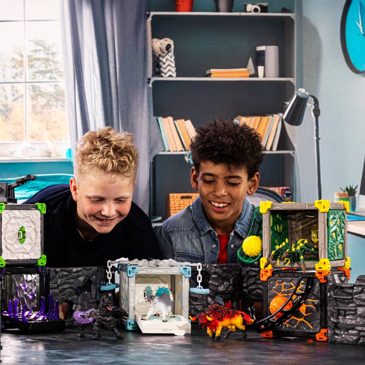 Schleich Eldrador Creatures - 71PC BattleCave Arena Playset with Lava Bull, Shadow Hound and Accessories - Monster Figurines for Kids Ages 7+ - 42591