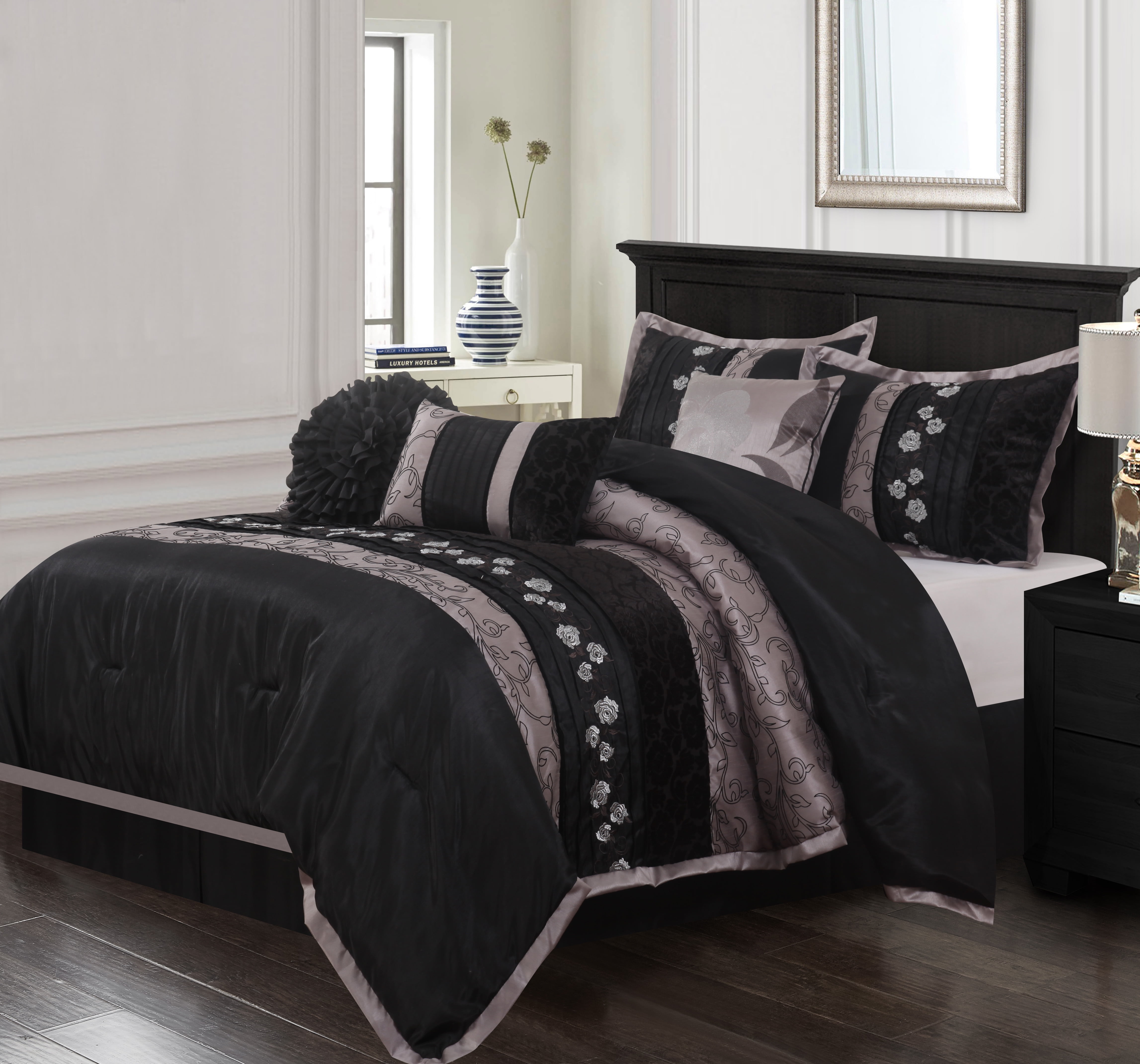 King Silver/Purple Details about   Nanshing Riley 7-Piece Comforter Set 
