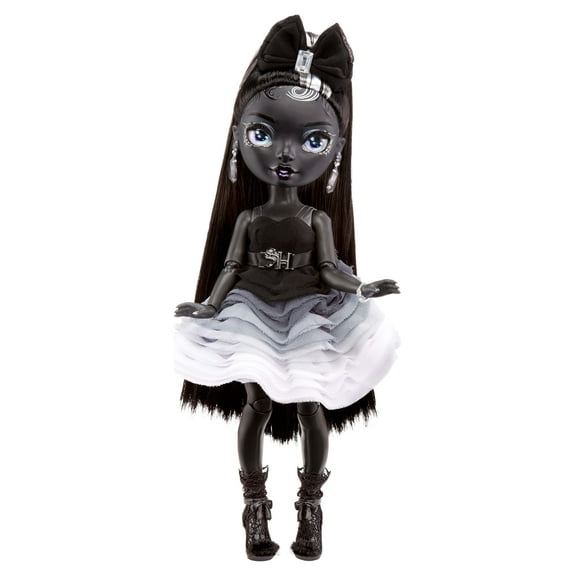 Shadow High Series 1 Shanelle Onyx- Grayscale Fashion Doll. 2 Black Designer Outfits to Mix & Match with Accessories, Great Gift for Kids 6-12 Years Old and Collectors
