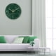 thumbnail image 3 of reloj colgante de pared acrílico con impresión de mármol y vidrio redondo verde, sin batería para sala de estar., 3 of 5