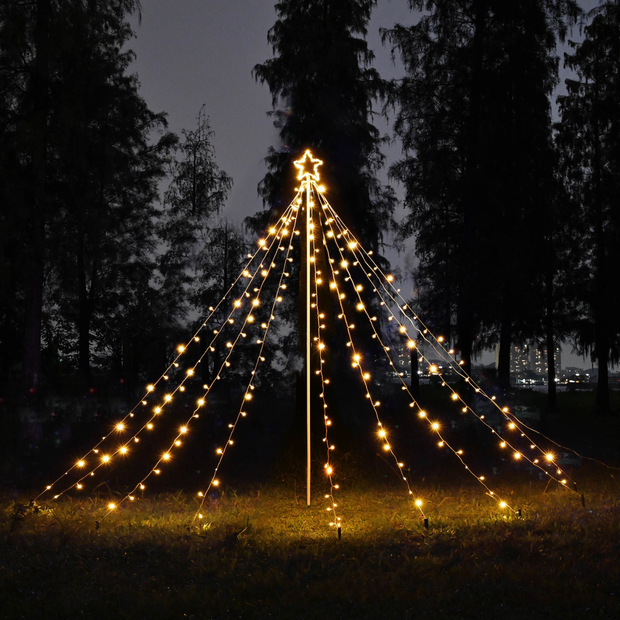 TheLAShop Christmas Tree Light with Pole & Star 9 Strings –