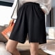 thumbnail image 3 of Pantalones cortos de talla grande 7XL y 150KG de seda helada para mujer, pantalones cortos lisos de verano con pliegues para mujer,, 3 of 5