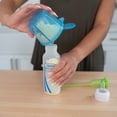 thumbnail image 4 of Dispensador de fórmula para bebés Dr. Brown's con tapa a presión para alimentación sobre la marcha, dispensador de leche en polvo para viajar con bebés, azul, 4 of 5