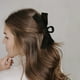 thumbnail image 4 of Pinzas para el cabello con lazo, estilo princesa, para sujetar el cabello en la parte posterior de la cabeza en otoño e invierno. Pinza grande para el cabello., 4 of 8