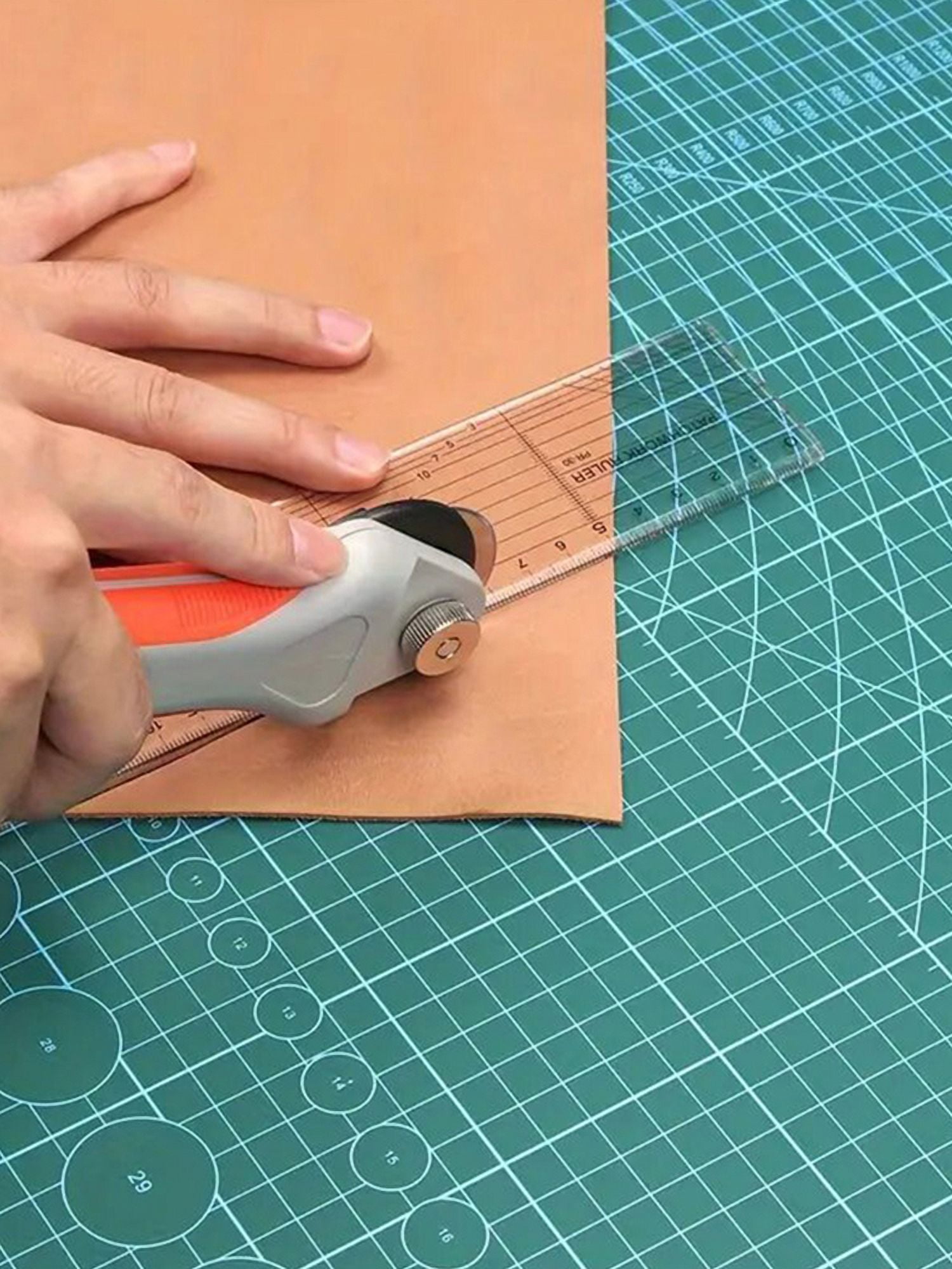 golytefs Self Healing Cutting Mat 3 Layer Cutting Pad Double-sided for Fabric Arts Crafts