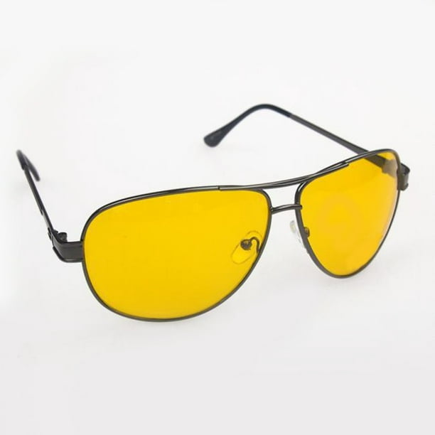Sur-lunettes de soleil pour conducteurs avec lunettes sur