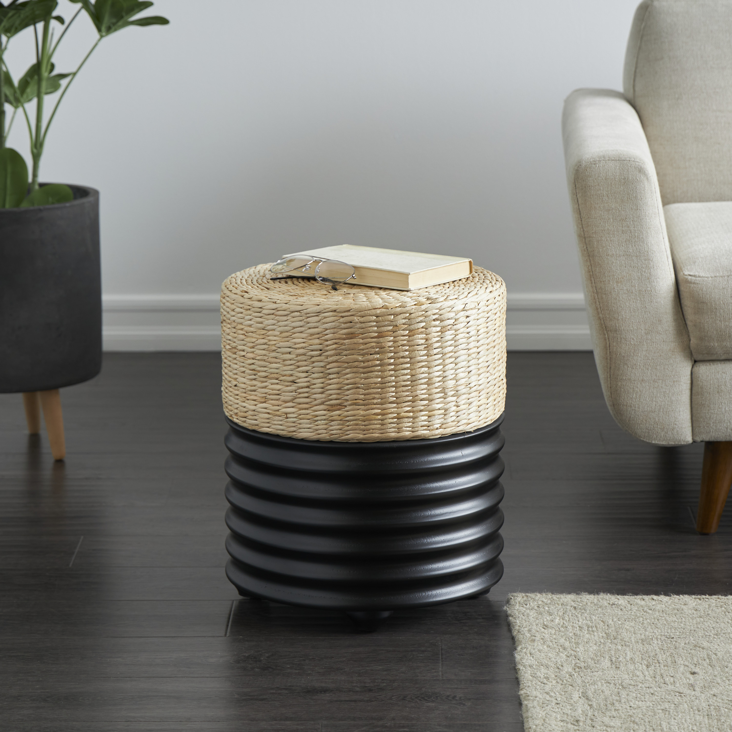 DecMode Wooden Geometric Handmade Woven Two-Toned Stool with Seagrass Top, Black