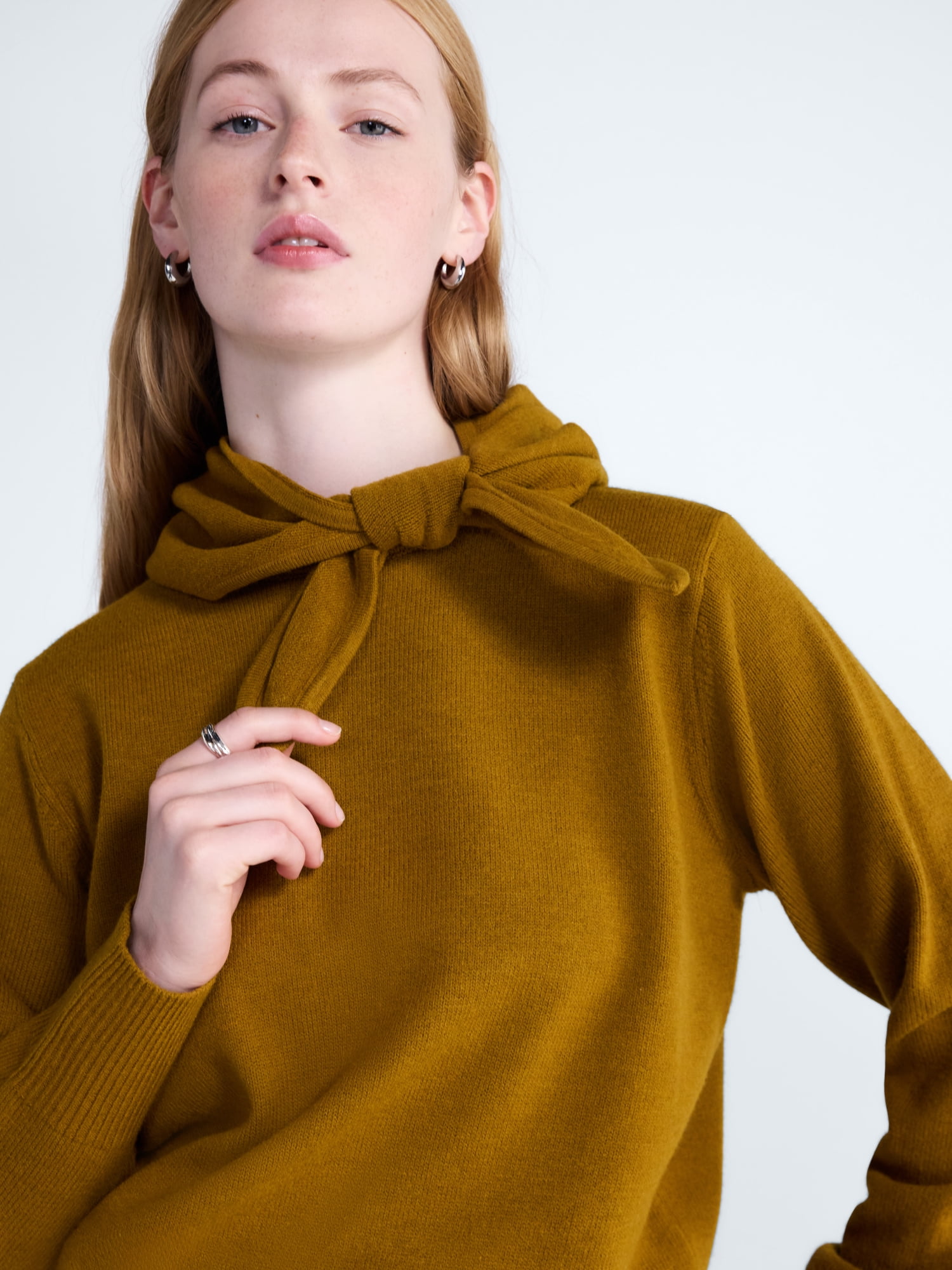 Free Assembly Women's and Women's Plus Cropped Crewneck Sweater with Scarf, Lightweight, Sizes XS-4X