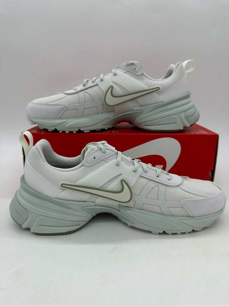 Nike V2k Run Gore-Tex Women's Size 11.5 Men's Size 10 White Shoes