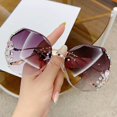 thumbnail image 2 of Luxury Fashion Oversized Rimless Sunglasses Women Fashion Design Big Frame Diamond Square Sun Glasses For Female, 2 of 5