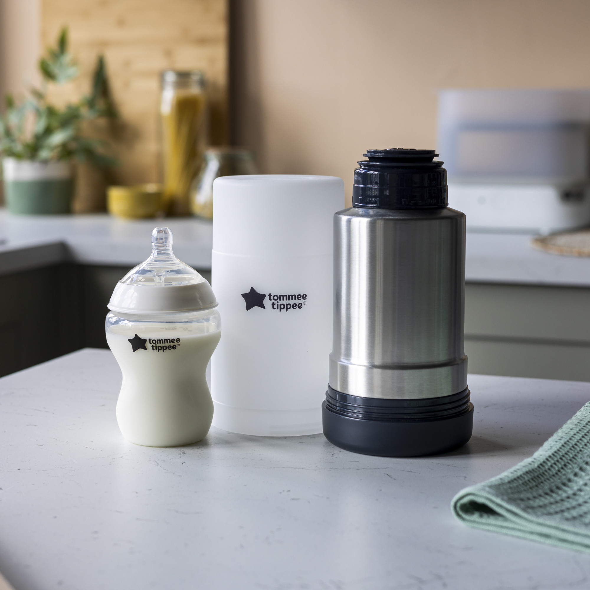 Tommee Tippee Portable Travel Baby Bottle & Food Warmer photo 5