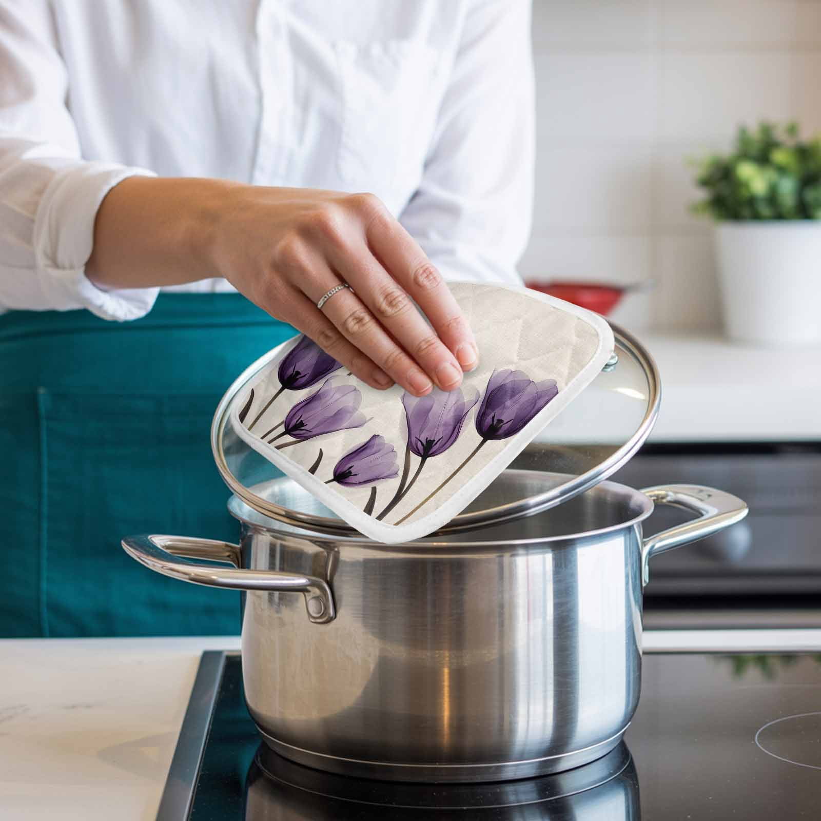 Purple Tulip Flower Pot Holders for Kitchen Heatproof Potholder, 2 Pack Aesthetics Farmhouse Floral Plant Hot Pads Multipurpose Oven Pads Cloth Potholders Trivet for Cooking and Baking