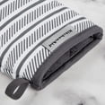 thumbnail image 3 of Juego de 2 guantes de cocina KitchenAid Albany, color gris antracita, 3 of 5