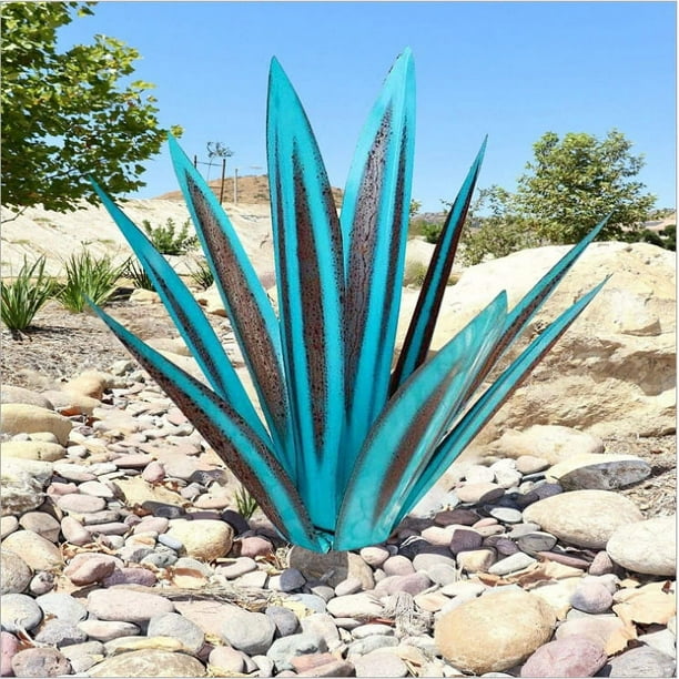 Clothinf Escultura rústica de tequila azul cielo, planta de agave de metal, decoración de jardín, decoración del hogar, figuras de jardín, plantas de agave de metal para patio al aire libre (azul hie