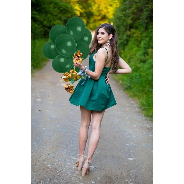 Treasures Gifted Dark Green Balloons - 12 Inch Latex Balloons - 100 Pack Treasures Gifted Dark Green Balloons - 12 Inch Latex Balloons - 100 Pack
