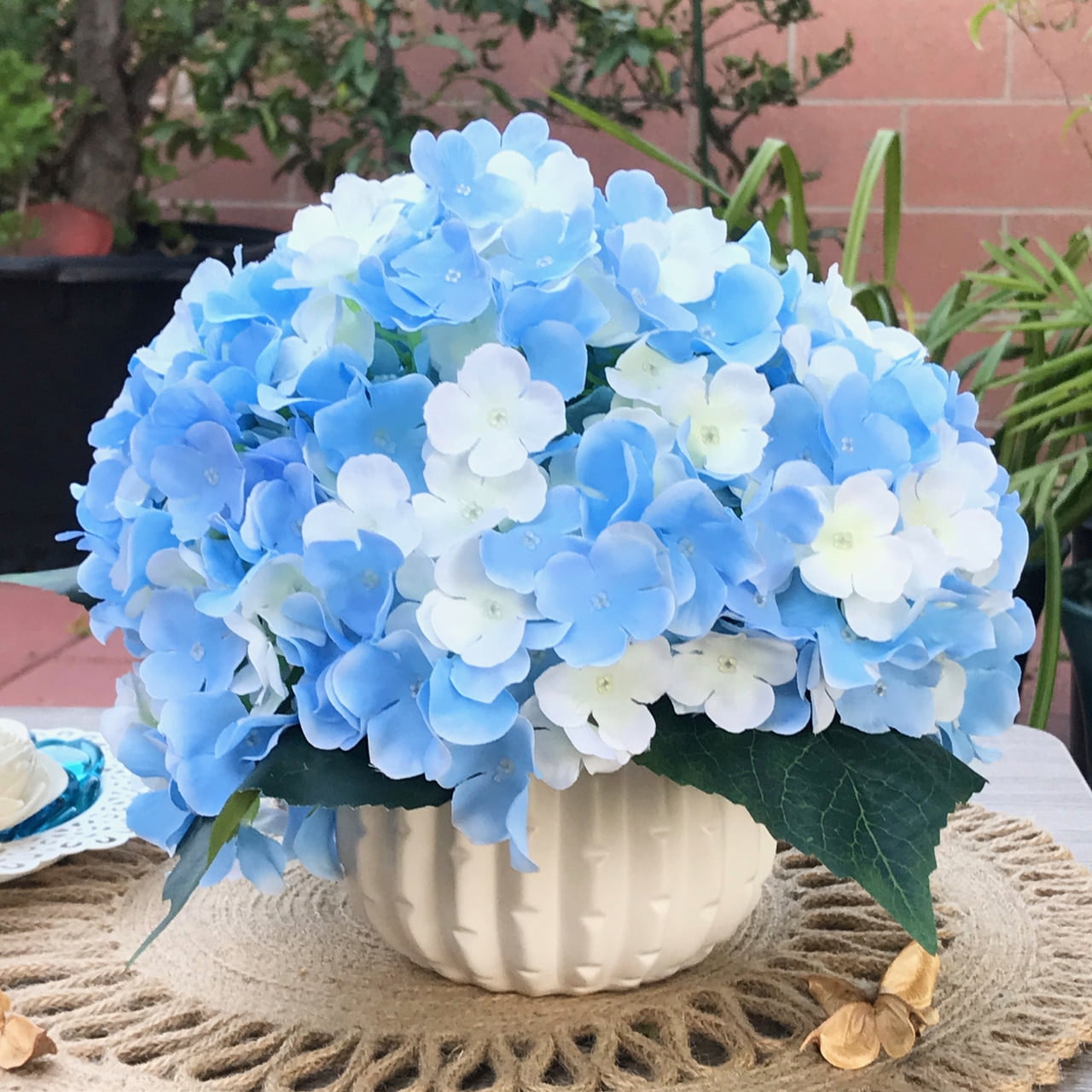 Enova Home Artificial Hydrangea Silk Flowers Arrangement with White