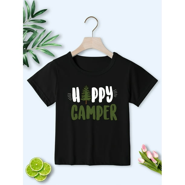 Camiseta de manga corta para niño HAPPY CAMPER: informal, con estampado de letras verdes, cuello redondo, lavable a máquina, ideal para acampar al aire libre en verano, ideal para niños.