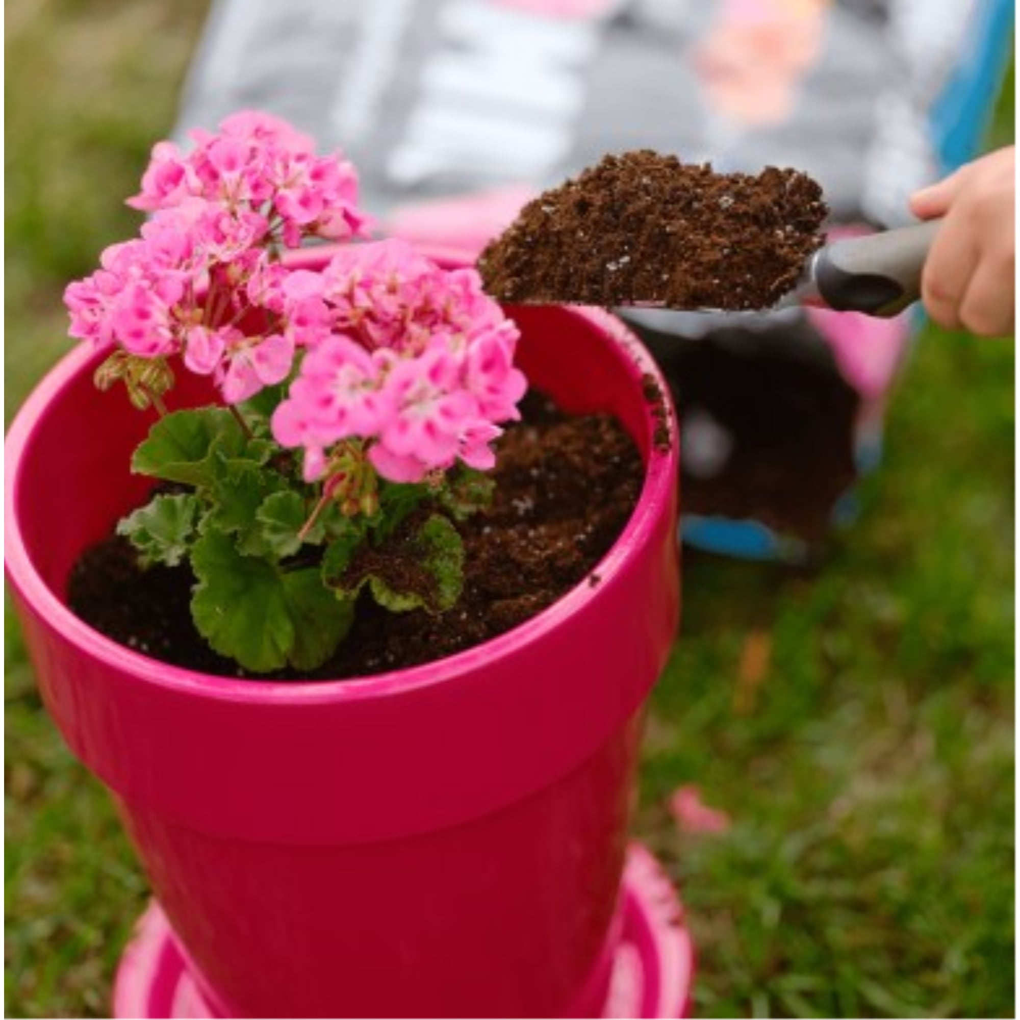 PREMIER HORTICULTURE PRO-MIX Ultimate Potting Mix with MYCROACTIVE, 1CF