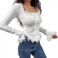 thumbnail image 2 of Blusa Corta con Volantes y Botones de Larga Acampanada para Mujer L, 2 of 6