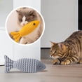 thumbnail image 4 of Ohmyroo 3-Pack Catnip Filled Linen Fish Toys for Indoor Cats Teeth Grinding, 4 of 5
