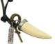 thumbnail image 5 of Collar con colgante Hugo forma Animal madera cuero, 5 of 6