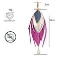 thumbnail image 5 of VANGANIA Aretes largos mujer de plumas rosa metálico con baño de oro, 5 of 5