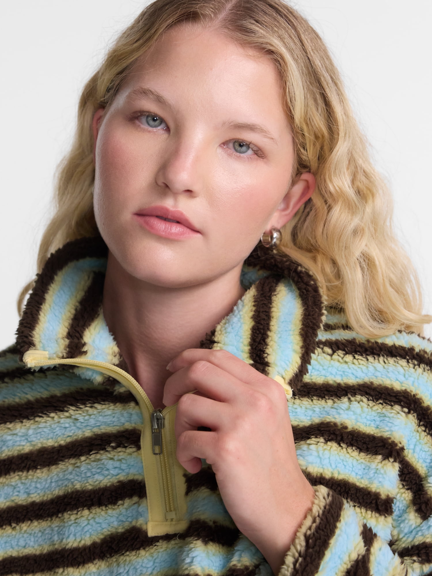 No Boundaries Faux Shearling Plush Pullover, Women's & Women’s Plus XXS-4X
