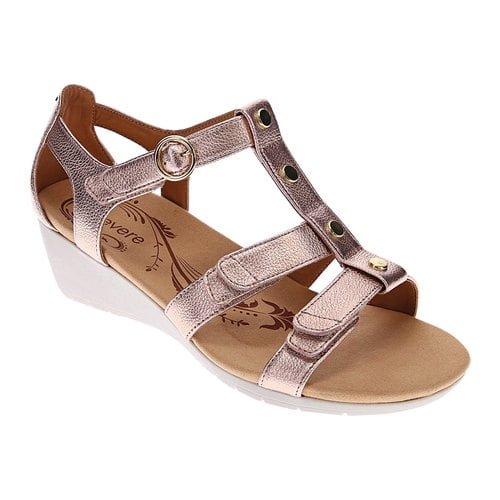 where are revere shoes made