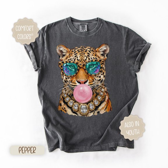 Trendy Leo.pard Shirt, Bubblegum Sunglasses Big Cat Graphic Unique Tshirt, Retro Animal Graphic