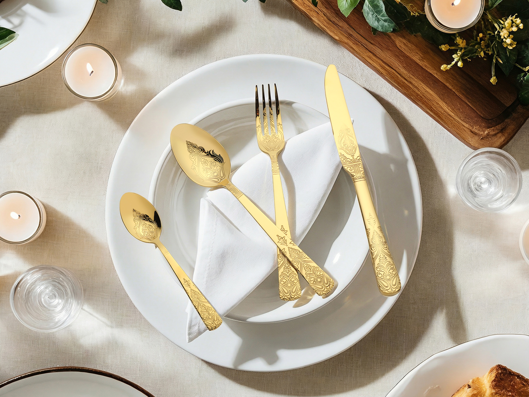Unique Bargains Stylish and Durable Stainless Steel Floral Flatware Set Gold 4pcs