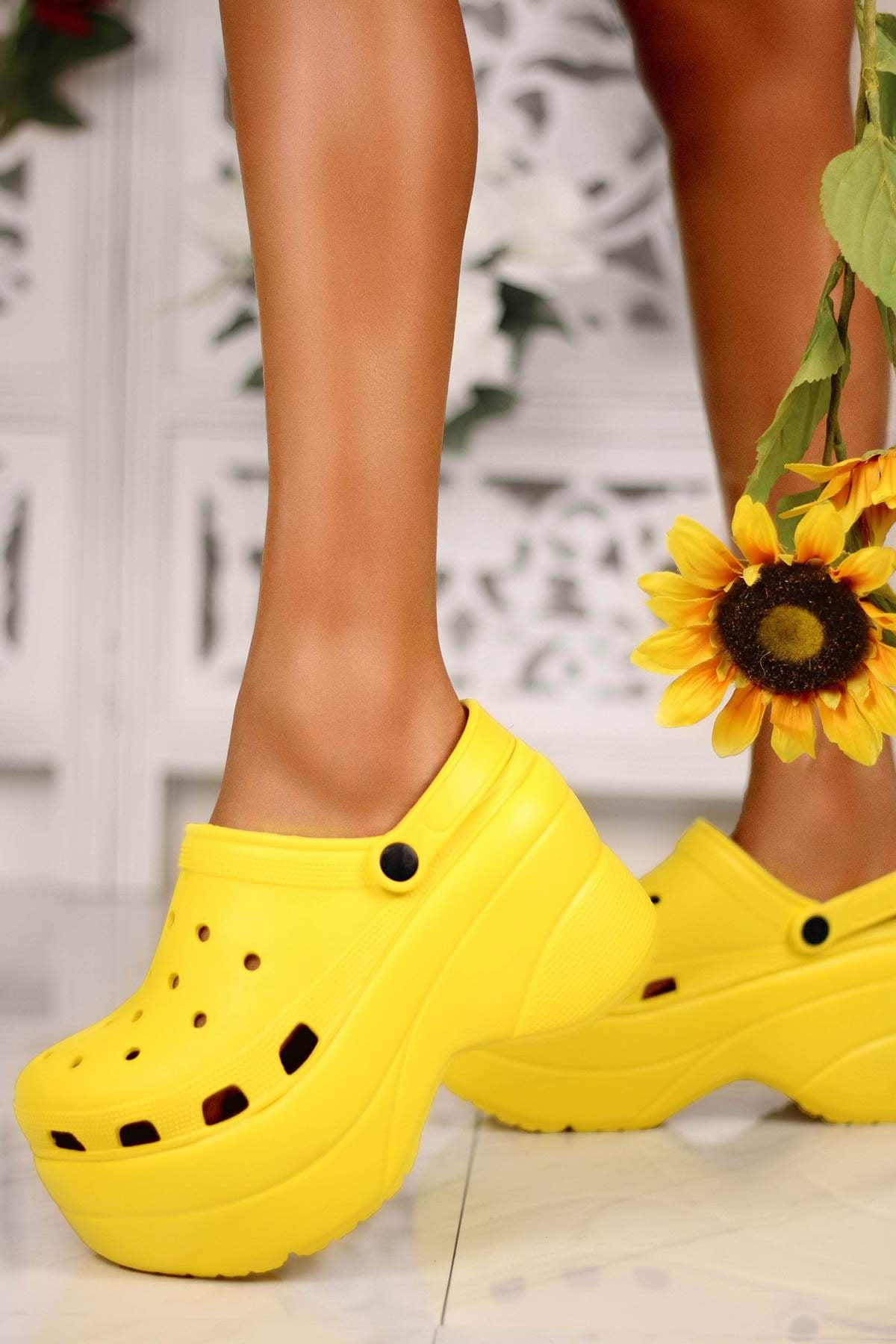 sunflower clogs