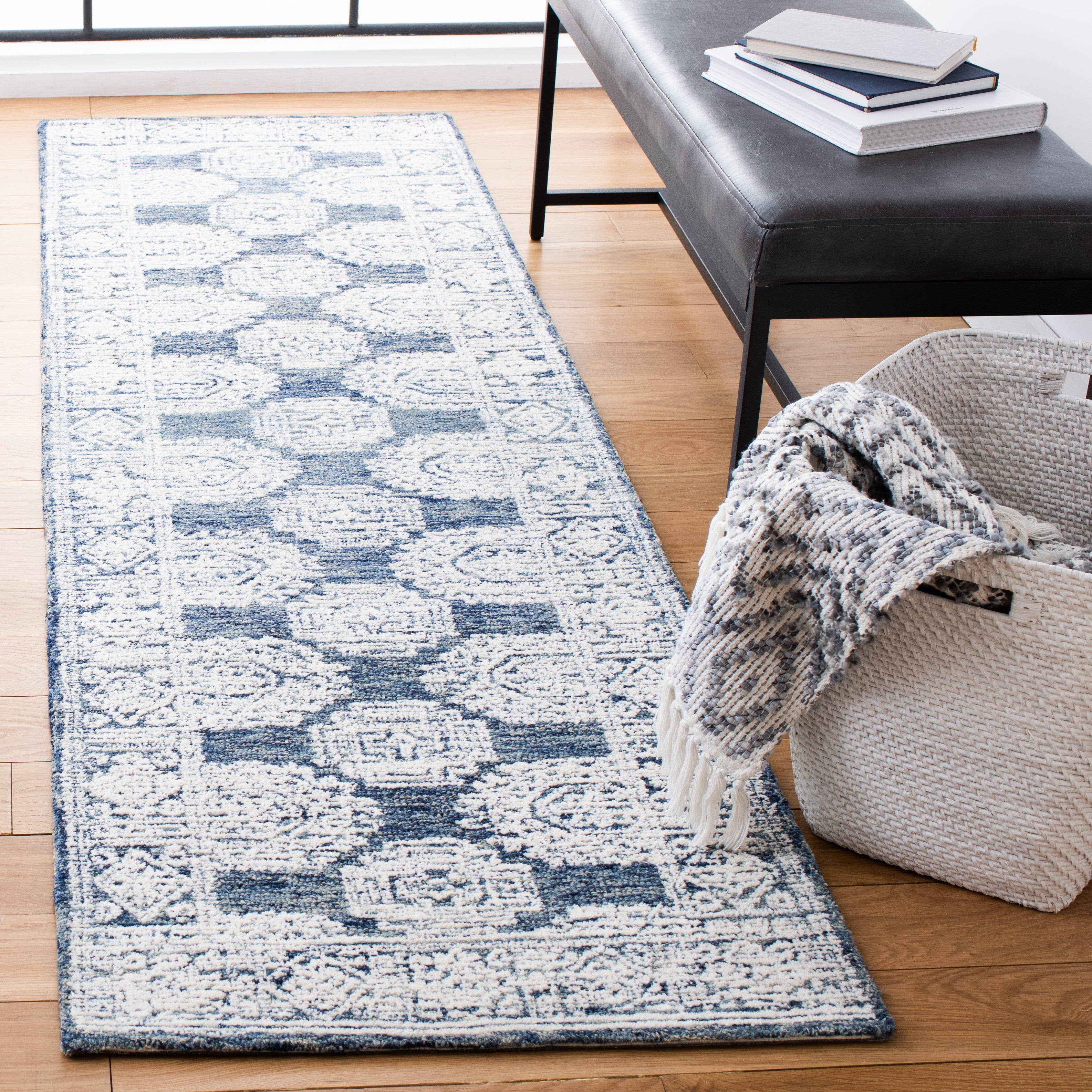 SAFAVIEH Metro Leontyne Geometric Runner Rug, Natural/Blue, 2'3" x 8'