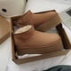 thumbnail image 3 of Botas de nieve cortas de suela gruesa de invierno para mujer, botas cortas mini con plataforma impermeable integrada de piel de oveja, cálidas, 3 of 6