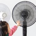 thumbnail image 4 of Funda protectora para ventilador de malla, para uso eléctrico, lavable, de plástico, para bebés, 2 unidades, 4 of 6