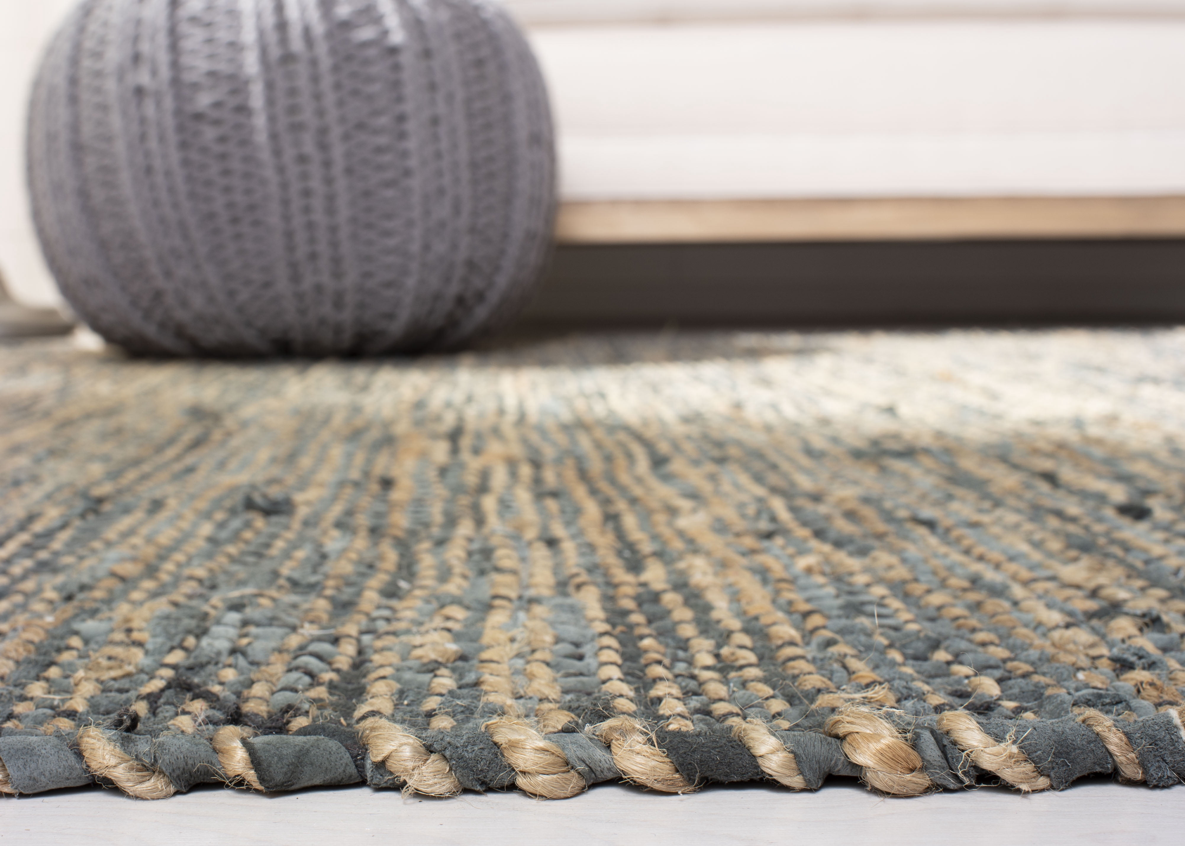 SAFAVIEH Vintage Leather Zharko Solid Braided Fringe Area Rug, Grey, 6' x 6' Square