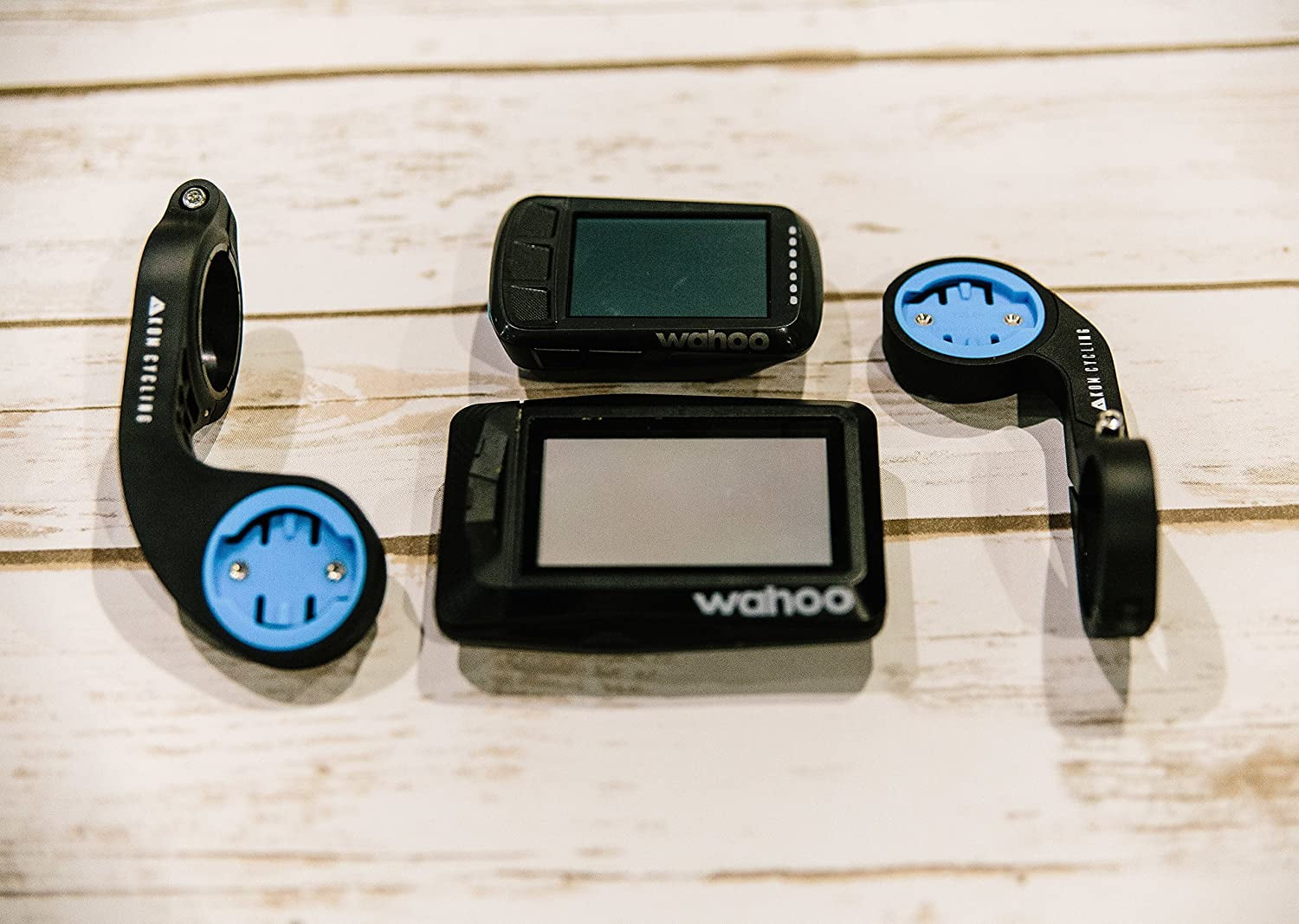 KOM Cycling Wahoo Elemnt \u0026 Elemnt Bolt 