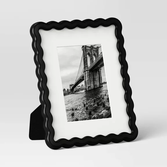 8"x10" Wavy Shape Picture Table Frame Black