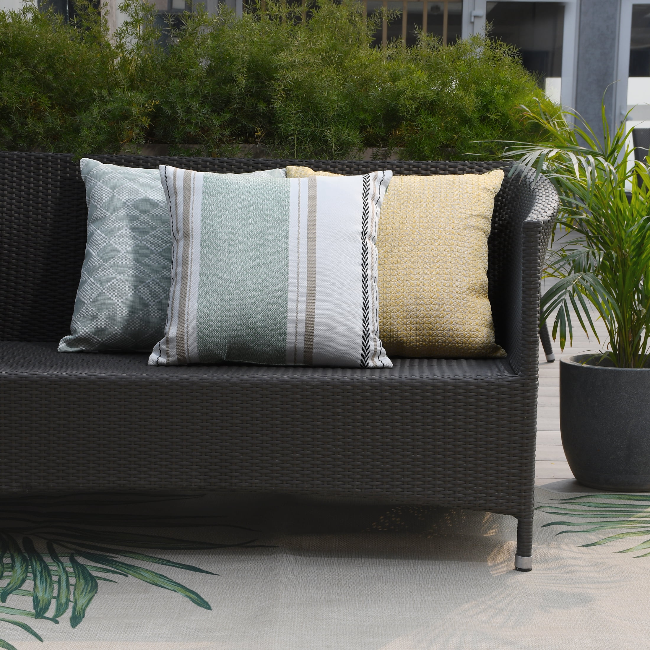 Better Homes & Gardens 18" x 18" Green Bold Stripe Outdoor Pillow
