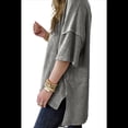 thumbnail image 2 of Camiseta Básica Informal de Verano de Corta con Aberturas Laterales Extragrandes, Gris Talla S, 2 of 7