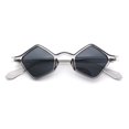 thumbnail image 1 of Lunettes de Soleil Rétro Hipster en Plastique Fin Forme Micro Diamant Ardoise - Noir, 1 of 7