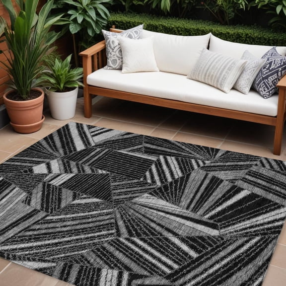 HomeRoots 594759 9 x 12 ft. Black & Gray Geometric Washable Indoor & Outdoor Rectangle Area Rug