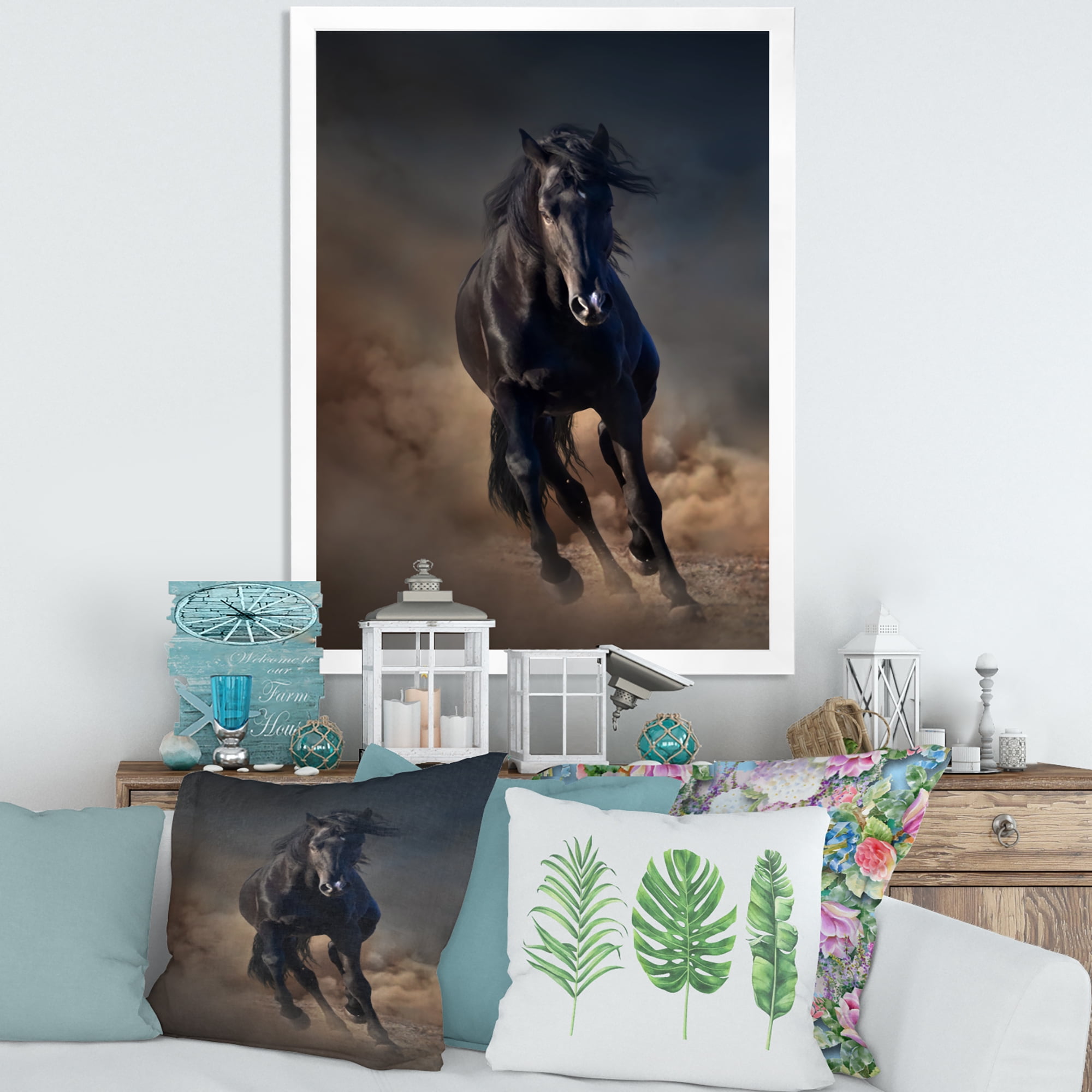 Designart 'Close Up Of Thoroughbred Nonius Stallion Horse I' Farmhouse Framed Art Print