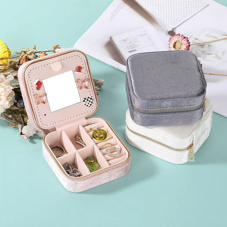Joefnel Travel Jewelry Case, Jewelry Travel Organizer, Portable Small  Jewelry Box for Women, Mini Velvet Jewelry Case for Wedding, Traveling,  Gift 