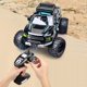 thumbnail image 5 of Juguete De Coche RC A Prueba De Agua, 1/10 2.4G Control Remoto Coche De Juguete Camiones 2.4G RC Coche De Juguete, 1PCS Para Adultos Niños Niños Al Aire Libre ANGGREK EE2720, 5 of 8