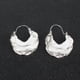 thumbnail image 5 of Pendientes de aleación retro con textura cóncava-convexa irregulares, pendientes dorados con personalidad para mujer, 5 of 5