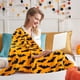 thumbnail image 5 of Manta de Franela de Halloween de 76 X 100 Cm, Suave Poliéster | Diseño de Murciélago, Calabaza y Fantasma con Estampado Digital | Manta Ligera y Cálida para El Regazo de Niños, Sofá, Viajes, Camping, 5 of 6